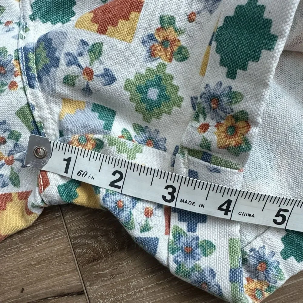 Vintage 90s GUESS USA Southwestern Patchwork Print High Waist Shorts XXS 23”